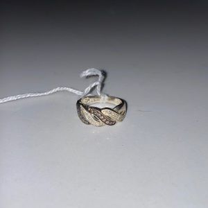 Silver ring with diamonds